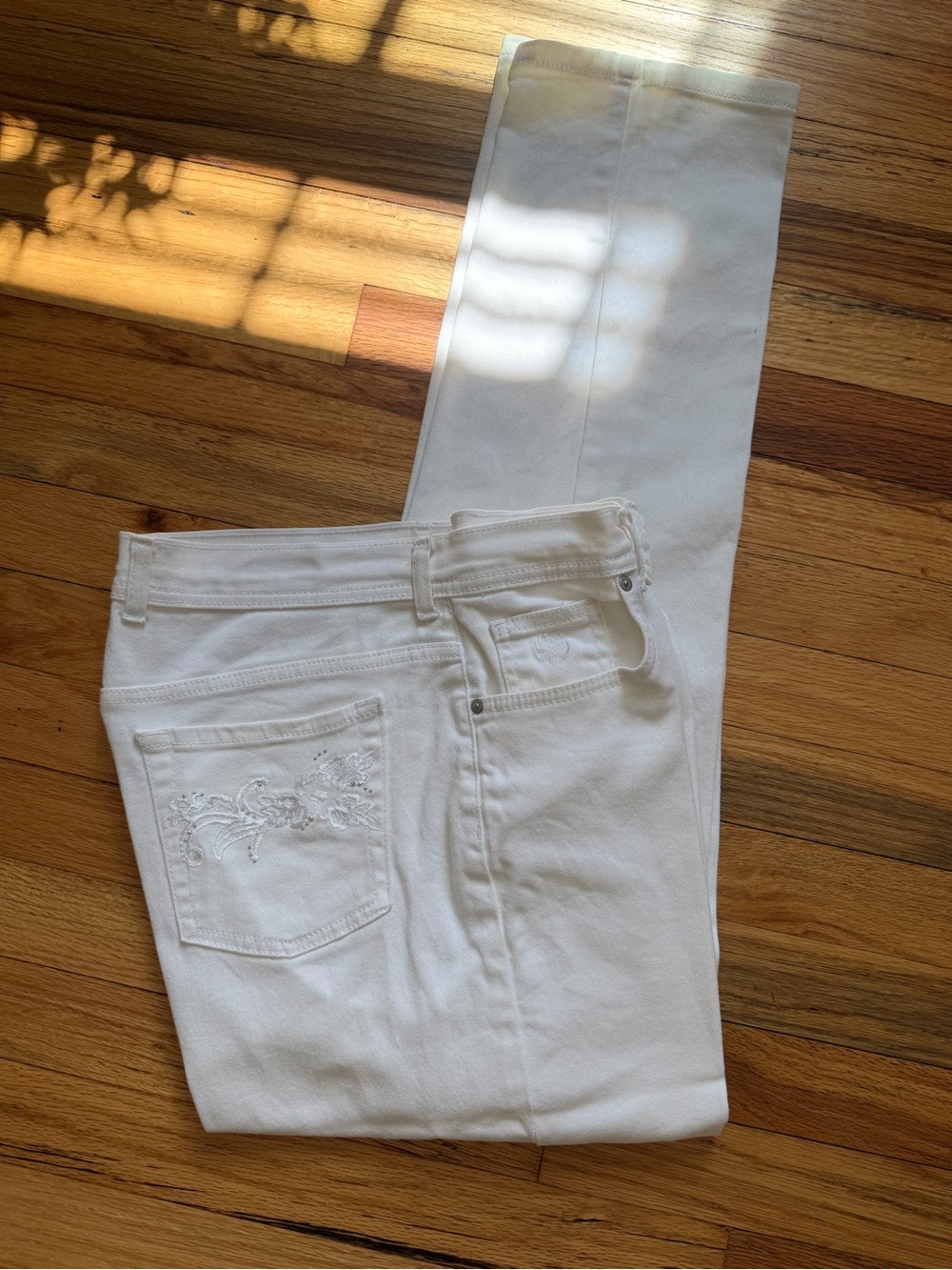 White Women's Embroidered Pocket Jeans